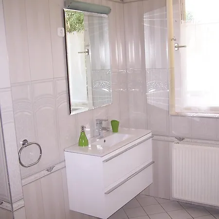 Guest house Hermina Maganszallas 2*